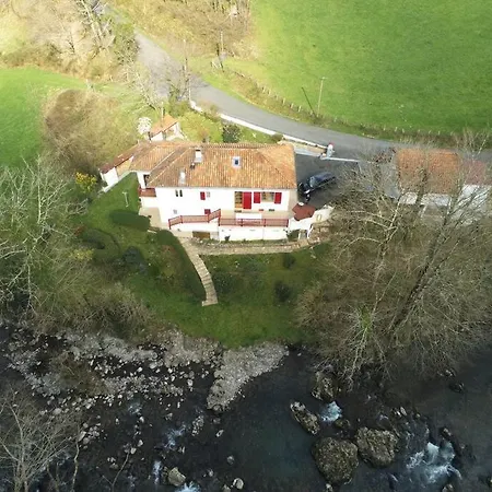 Maison De Charme Nature Et Riviere Au Pays Basque
